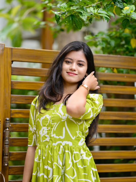 Elegant Light Green Floral Dress for Women