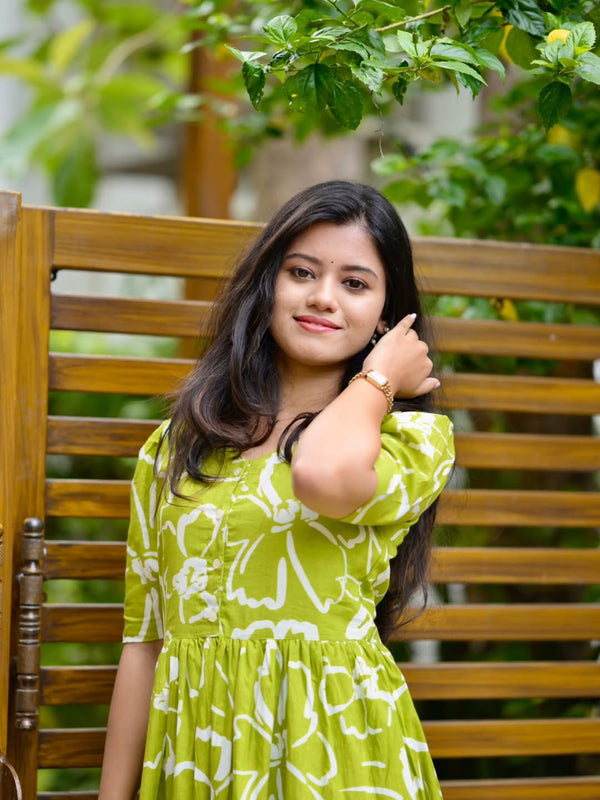 Elegant Light Green Floral Dress for Women