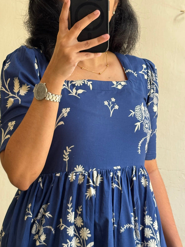 Black Floral Printed Viscose Rayon Midi Dress for Women