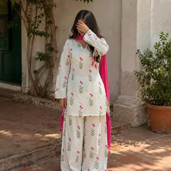 Women’s Ivory White Floral Cotton Kurta Pant Set with Pink Dupatta