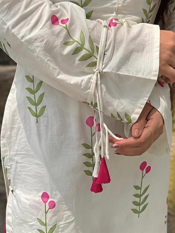 Women’s Ivory White Floral Cotton Kurta Pant Set with Pink Dupatta